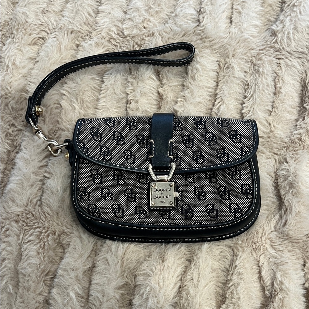 Dooney & Bourke Leather Black and Gray and Red Y2K Vintage Clutch One Size